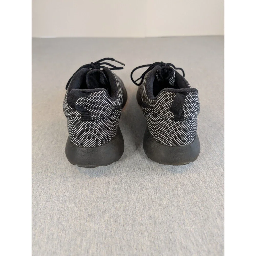 Nike Roshe One Premium Men's Black Low Top Athletic Sneaker 525234-005 s-11 2015